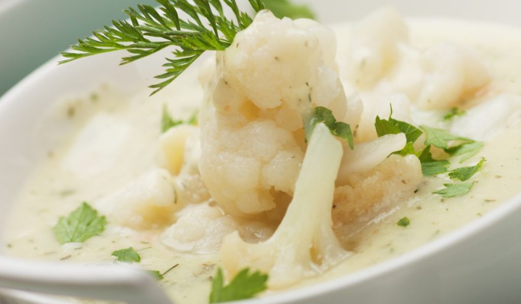 Roasted Cauliflower Soup